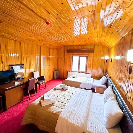 Lahza Hills Hotell 4*